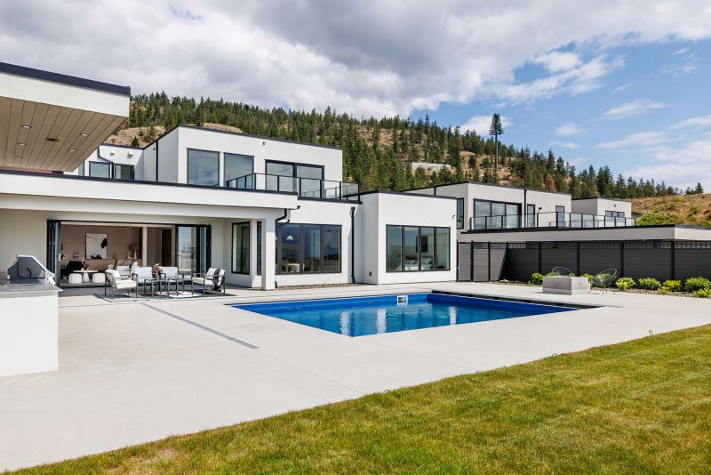 1392 Vineyard Drive, West Kelowna, BC