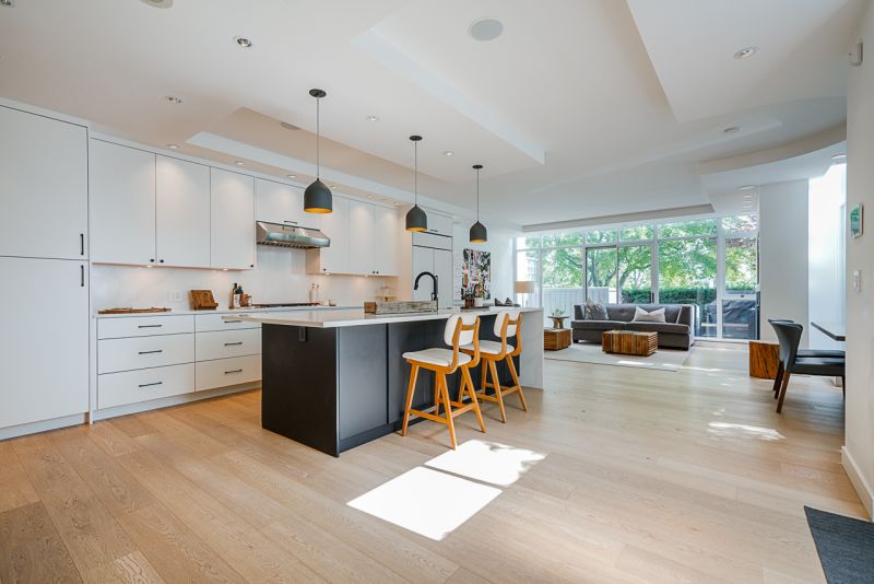 403 Beach Crescent, Vancouver, BC
