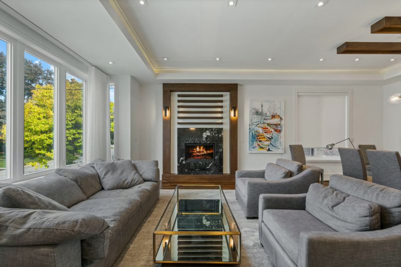 207 Burndale Avenue, North York, ON