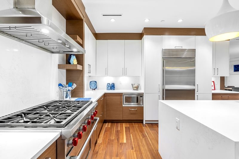 6455 Pitt Street, West Vancouver, BC, Canada, West Vancouver, BC