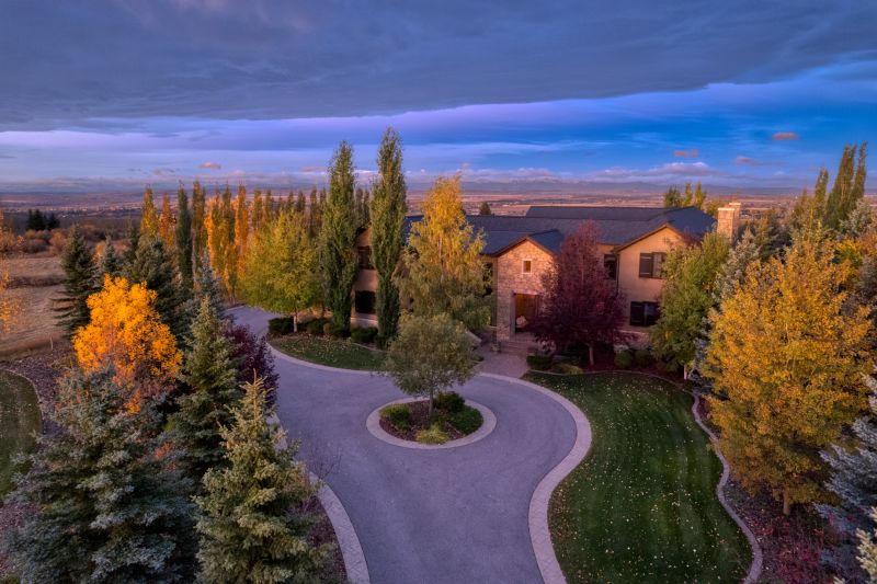 , Calgary, AB