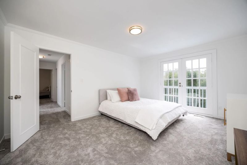 198 Romfield Circuit, Thornhill, ON
