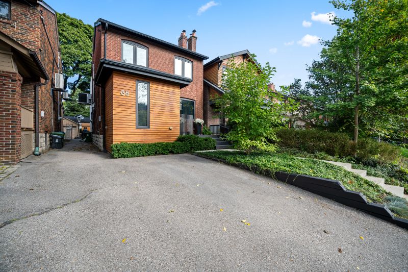 88 Brookdale Avenue, Toronto, ON