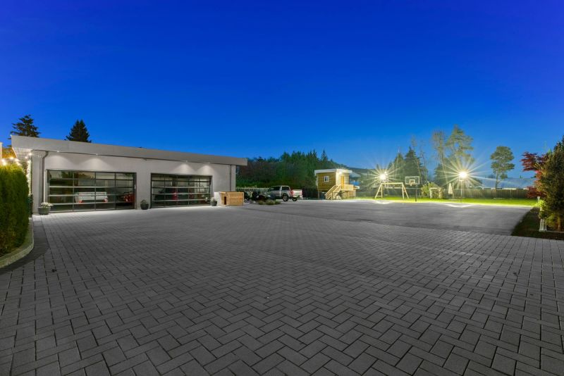 13800 Blundell Road, Richmond, BC