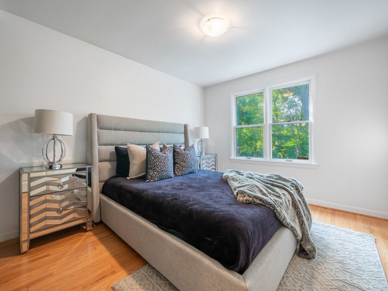 1213 Greenoaks Drive, Mississauga, ON