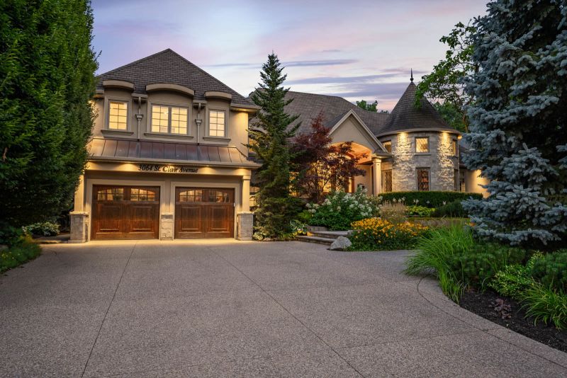 3064 St Clair Ave, Burlington, ON, Canada, Burlington, ON