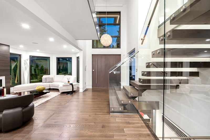 4577 Capilano Road, North Vancouver, BC, Canada, North Vancouver, BC