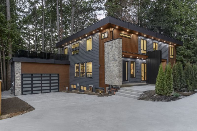 5667 Fairlight Crescent, Delta, BC