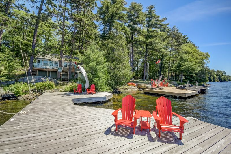 99 Bala Park Island, Bala, ON