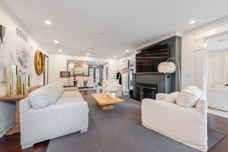 347 East Hart Crescent, Burlington, ON, Canada, Burlington, ON