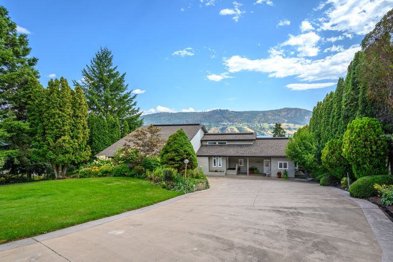 7994 Tronson Road, Vernon, BC