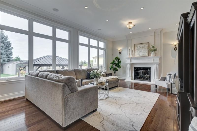 219 Kirkwood Drive, Dundas, ON