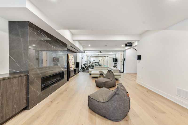 2265 Lakeshore Road #3, Burlington, ON