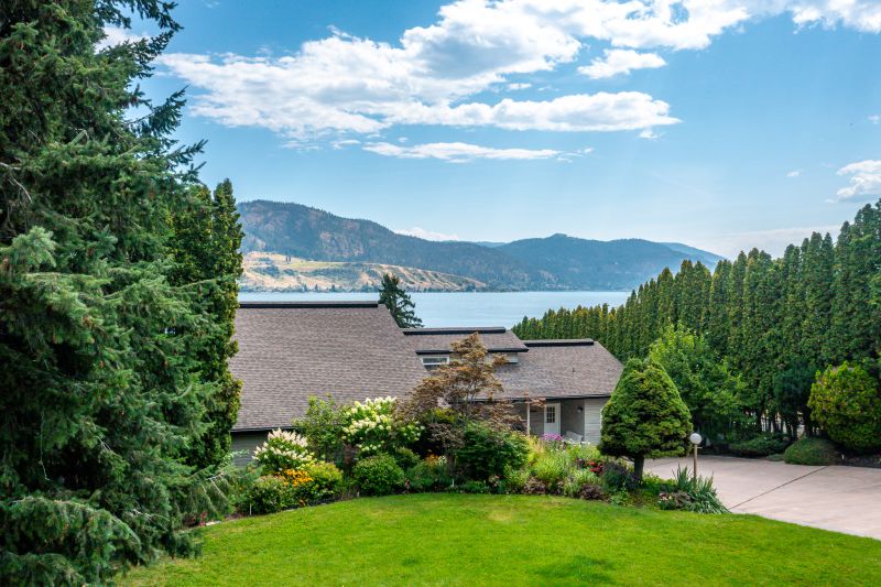 7994 Tronson Road, Vernon, BC