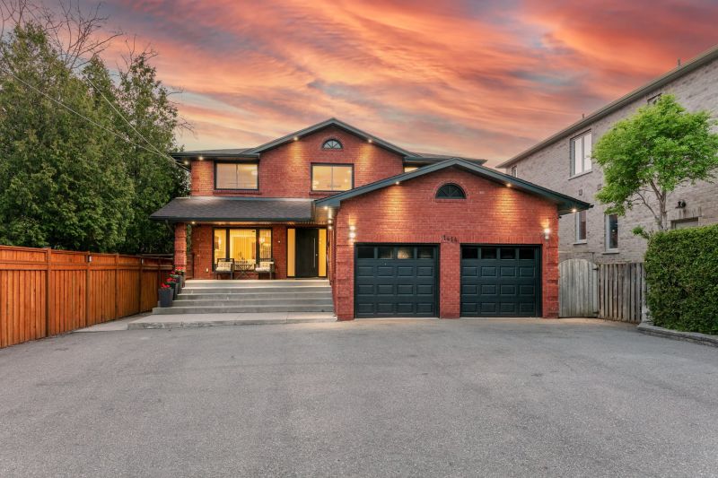 1414 Cawthra Road, Mississauga, ON