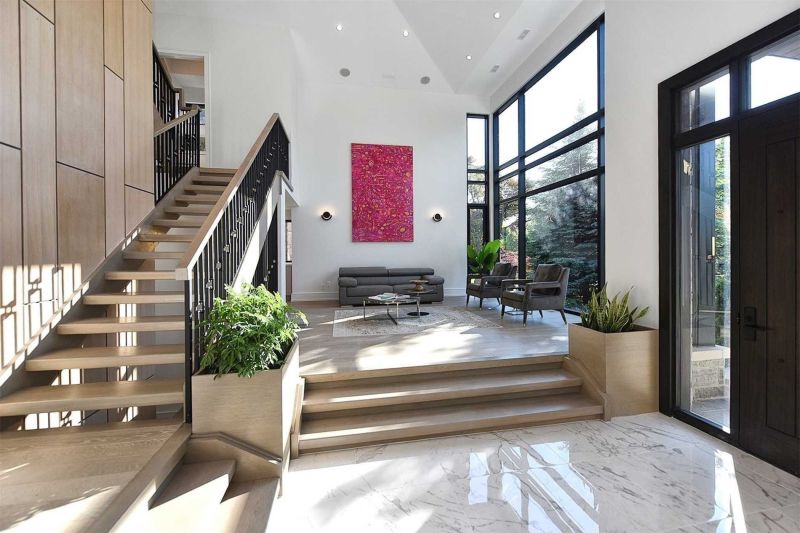 4042 Apple Valley Lane, Burlington, ON