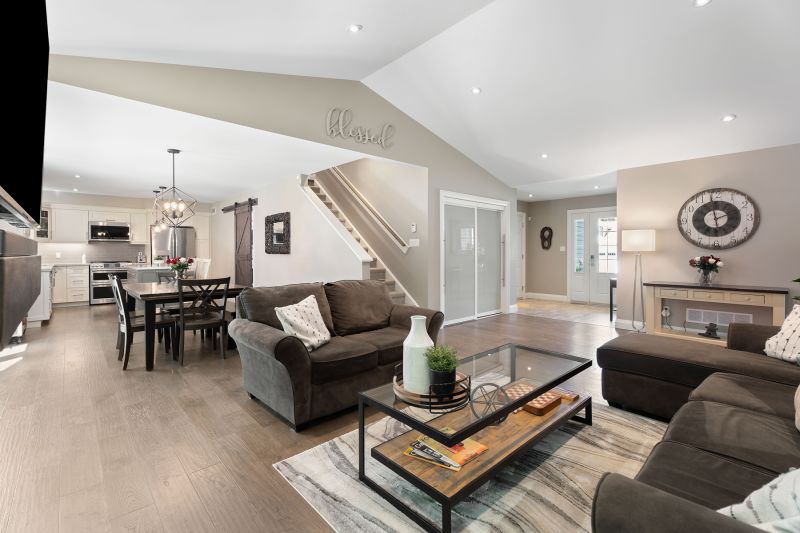18 MacArthur Drive, Bracebridge, ON