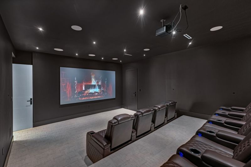 718 Balboa Drive, Mississauga, ON