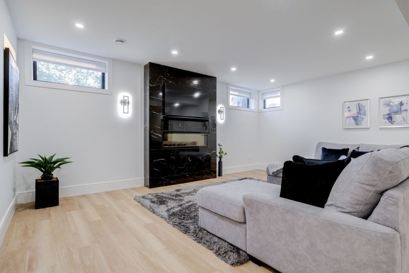 6 Shakespeare Road, Hamilton, ON