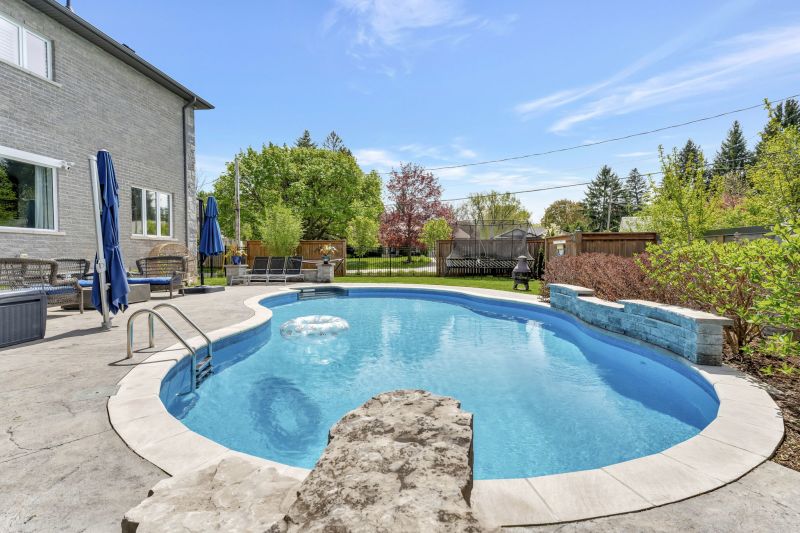175 Oakhill Place, Ancaster, ON