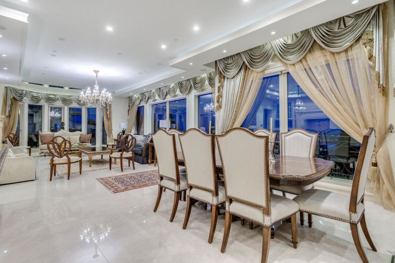 1175 Eyremount Drive, West Vancouver, BC