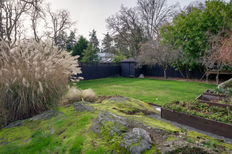 1248 Hewlett Place, Victoria, BC