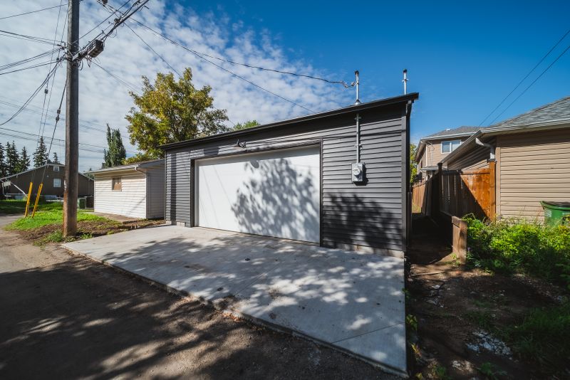 10219 147 St NW, Edmonton, AB