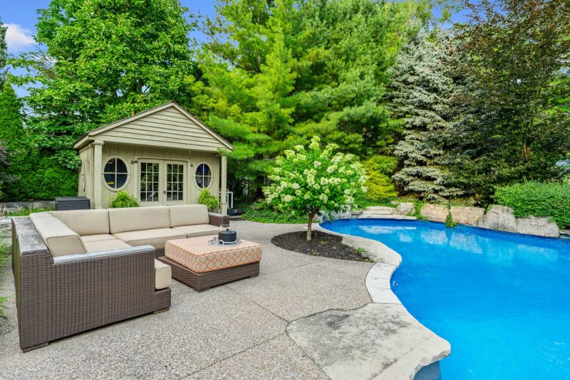 3064 St Clair Ave, Burlington, ON, Canada, Burlington, ON