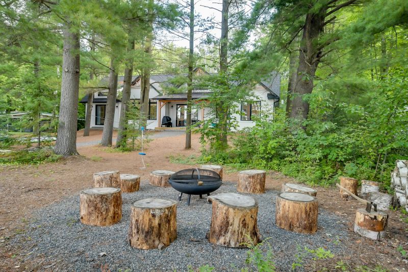 1119 Beaumont Farm Road, Bracebridge, ON
