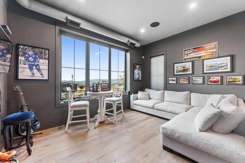 415 Hawk Hill Drive, Kelowna, BC