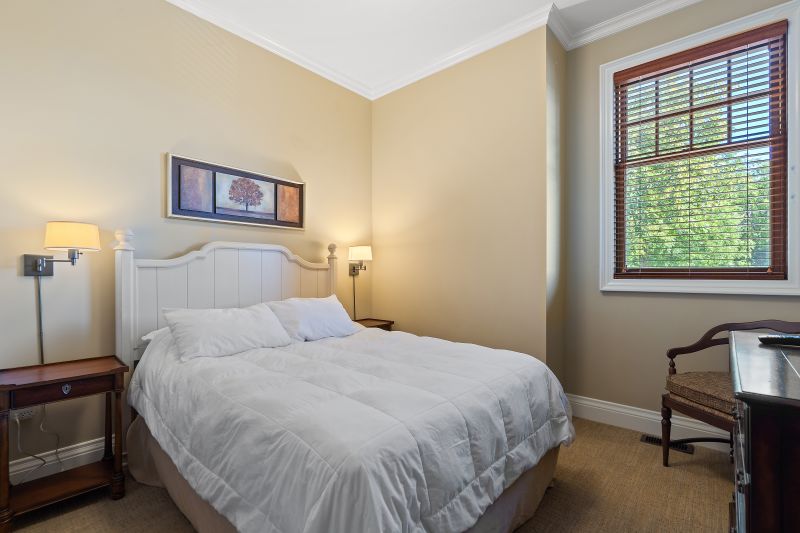 1003 Matthews Drive #5, Utterson, ON