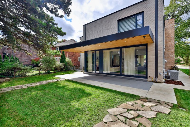 79 Brentcliffe Rd, East York, ON