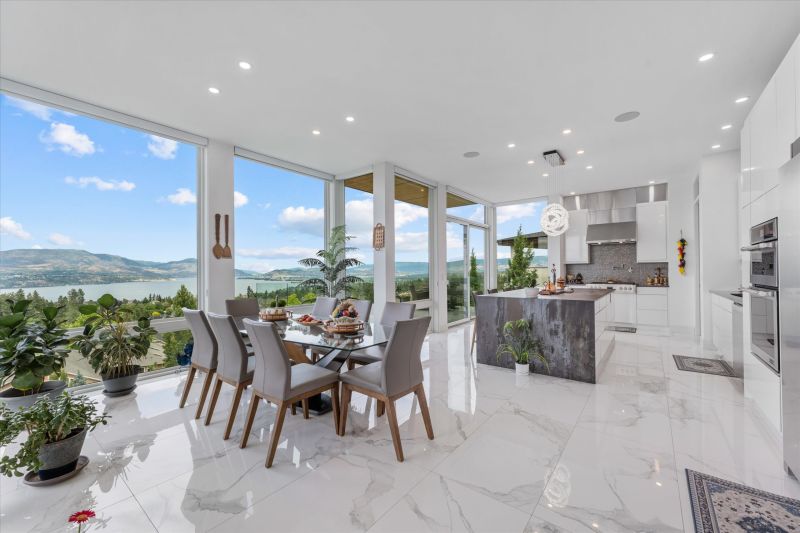 449 Swan Drive, Kelowna, BC