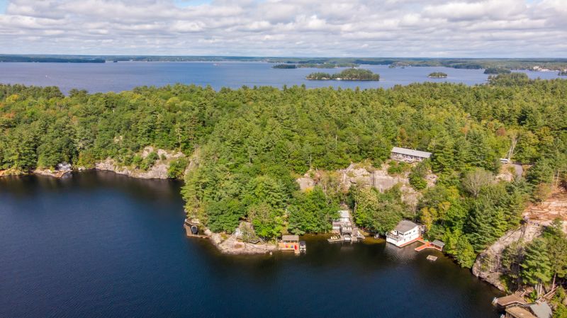 1059 Old Portage Road, Gravenhurst, ON