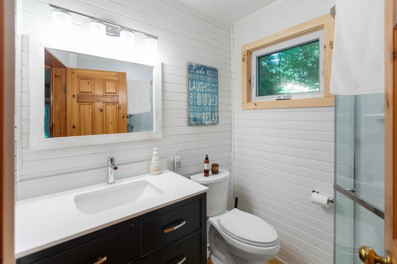1214 Purdy Road, Windermere, ON