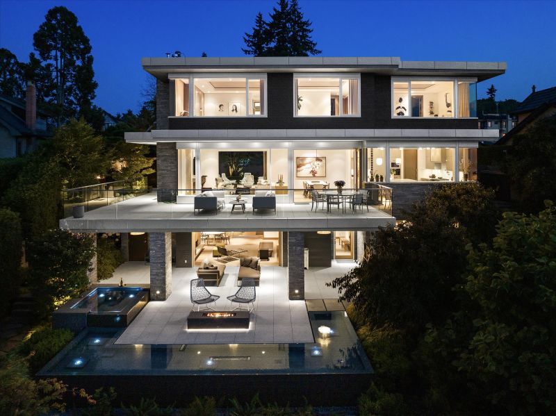 1928 Sasamat Place, Vancouver, BC