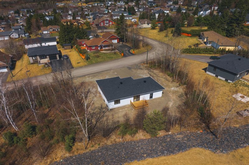 50 Avenue Mgr Roy, Edmundston, NB, Canada, Edmundston, NB