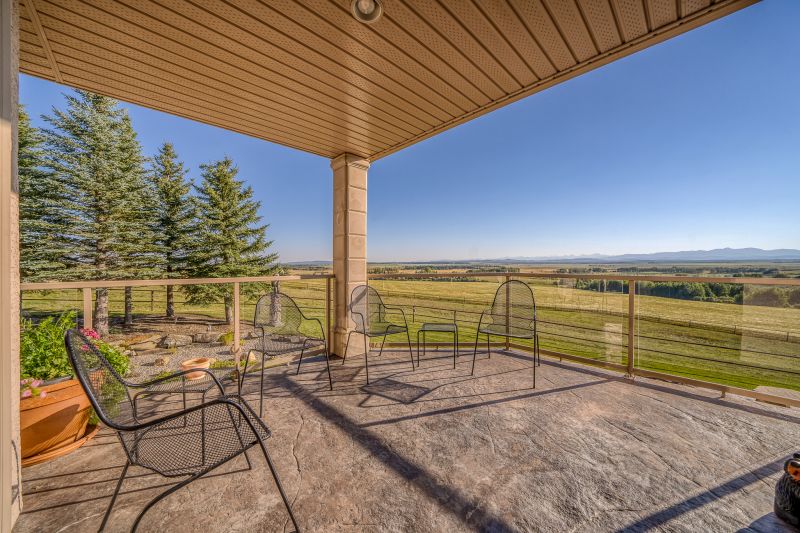 43062 Township Road 250, Calgary, AB