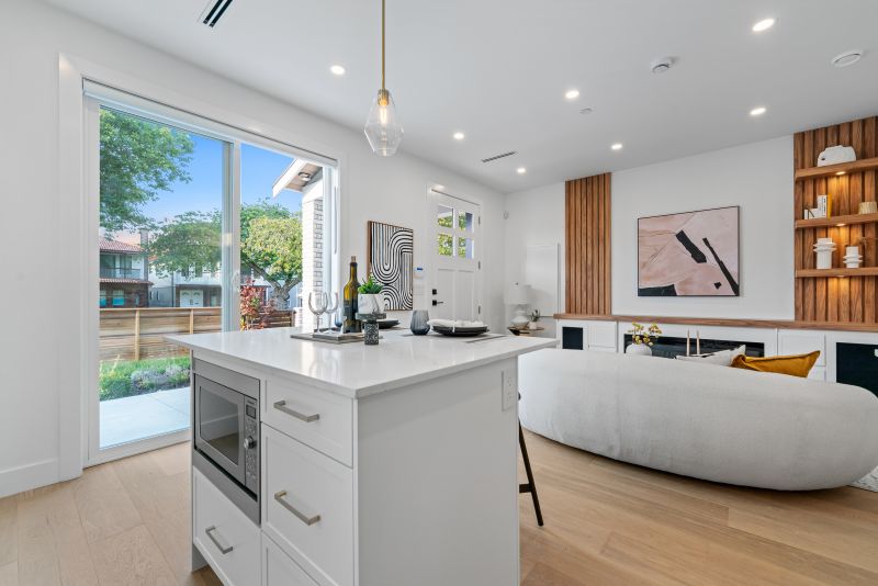 2616 Napier Street #1, Vancouver, BC, Canada, Vancouver, BC
