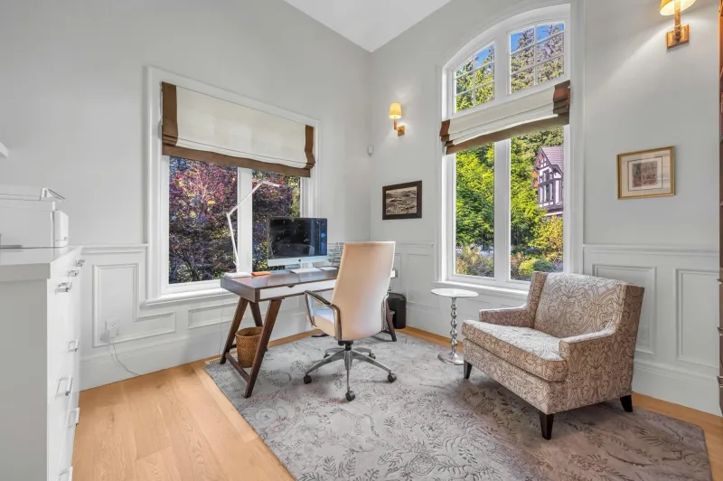 1530 Crystal Creek Drive, Port Moody, BC