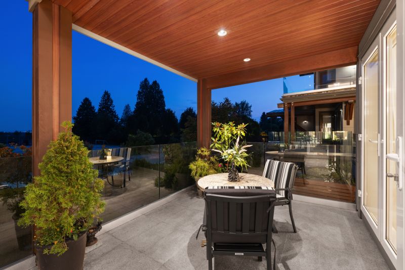 2449 Kings Avenue, West Vancouver, BC