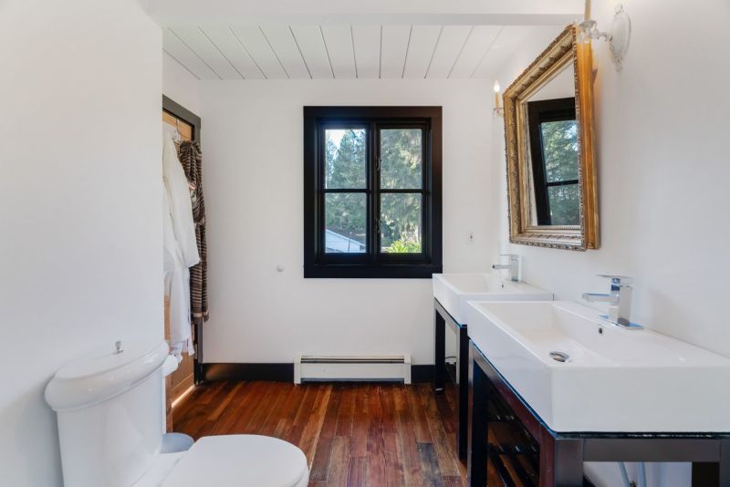 4297 Sunset Boulevard, North Vancouver, BC