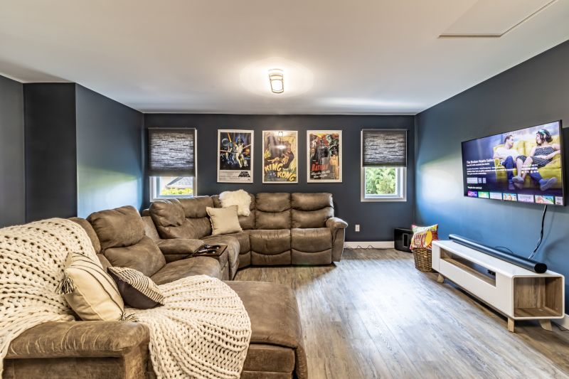 1671 Lindsay Drive, Kelowna, BC