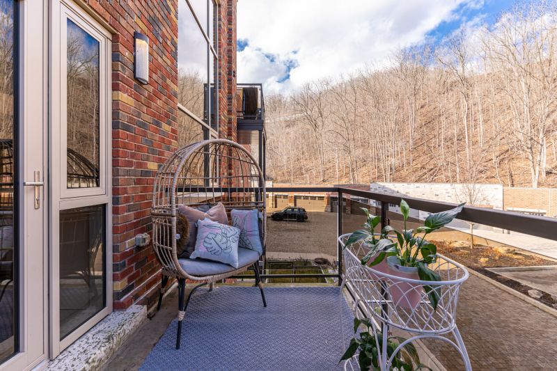 397 King Street West unit 215, Dundas, ON, Canada, Dundas, ON