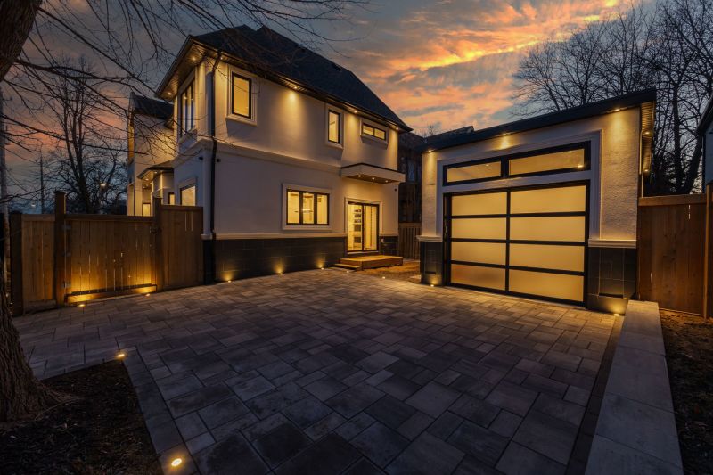 1352 Mount Pleasant Road, Toronto, ON, Canada, Toronto, ON