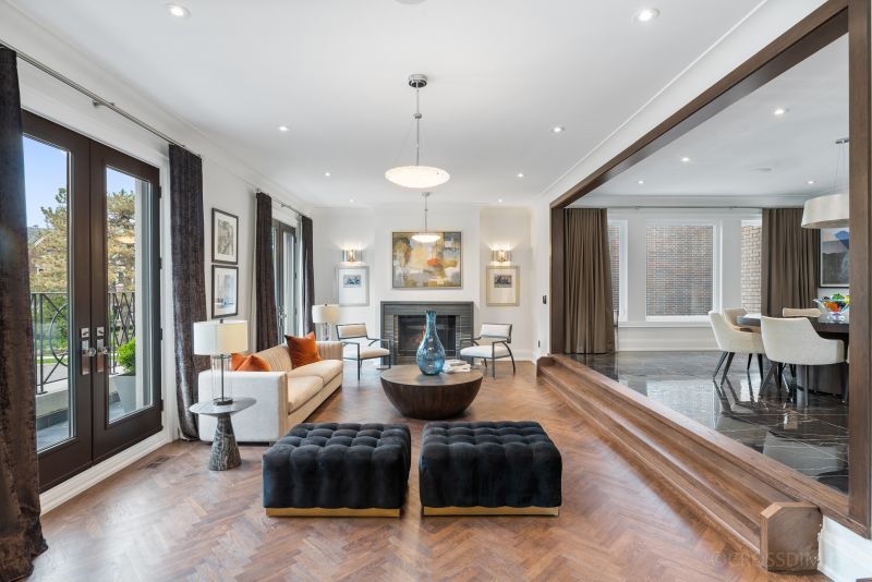 121 Forest Heights Blvd, Toronto, ON