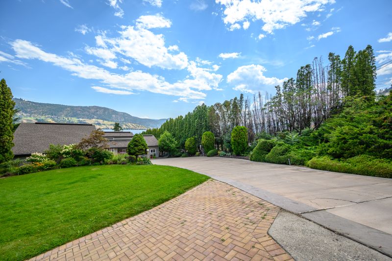 7994 Tronson Road, Vernon, BC