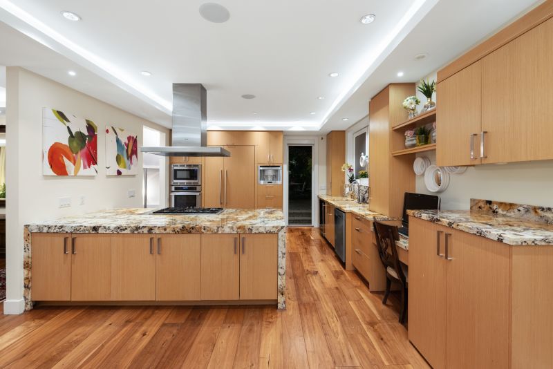 2449 Kings Avenue, West Vancouver, BC