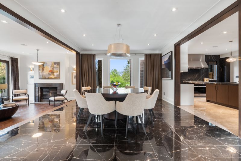 121 Forest Heights Blvd, Toronto, ON