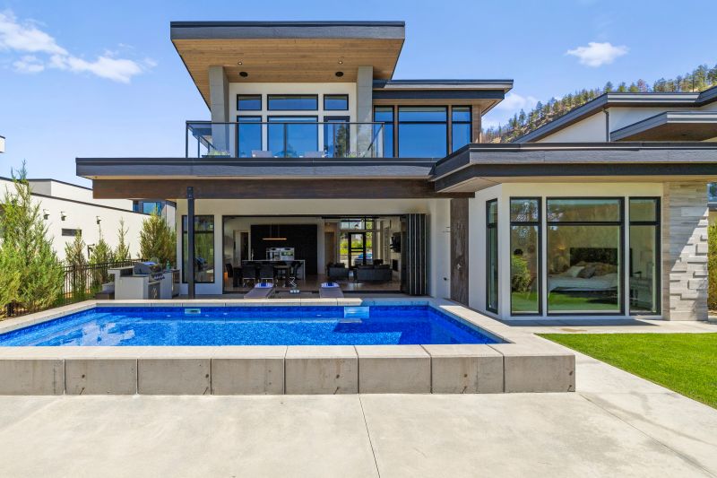 9696 Benchland Drive, Lake Country, BC